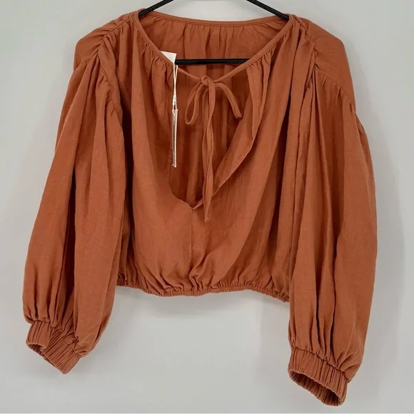 GIRL AND THE SUN EMORY QUARTER LENGTH PUFF SLEEVE CROP TOP - Picture 5 of 13